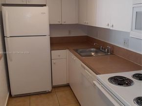 770 Claughton Island Dr 2007, Miami FL 33131