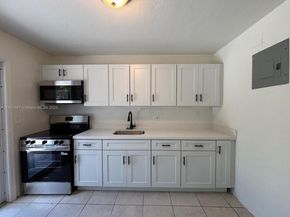 1608 NW 7th Ave, Fort Lauderdale FL 33311