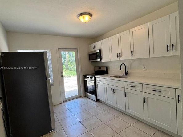 1608 NW 7th Ave, Fort Lauderdale FL 33311