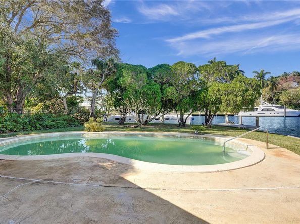 1321 Mandarin Isle, Fort Lauderdale FL 33315