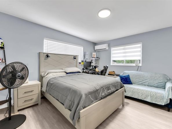 Undisclosed Address #A11881193, Hialeah FL 33014