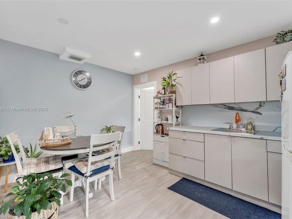 Undisclosed Address #A11881193, Hialeah FL 33014