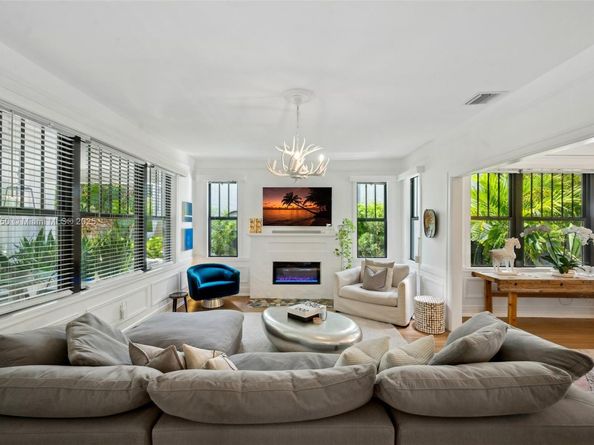 135 NE 45th St, Miami FL 33137