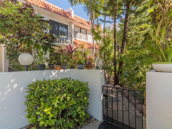 1603 NE 105th St 39, Miami Shores FL 33138