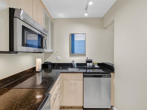 2670 E Sunrise Blvd 1005, Fort Lauderdale FL 33304