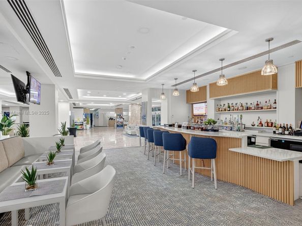 2670 E Sunrise Blvd 1005, Fort Lauderdale FL 33304