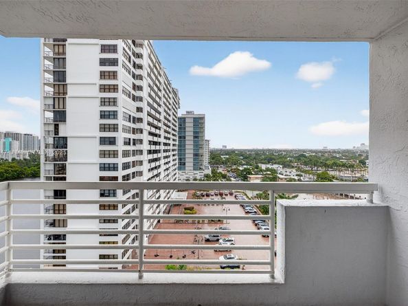 2670 E Sunrise Blvd 1005, Fort Lauderdale FL 33304
