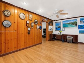 1911 N 53rd Ave, Hollywood FL 33021