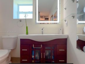 1911 N 53rd Ave, Hollywood FL 33021