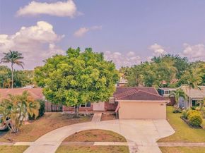 1911 N 53rd Ave, Hollywood FL 33021