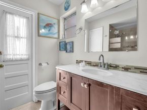 1911 N 53rd Ave, Hollywood FL 33021