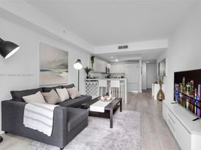 55 SW 9th St 1705, Miami FL 33130