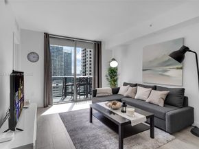 55 SW 9th St 1705, Miami FL 33130