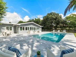 224 E Acre Dr, Plantation FL 33317