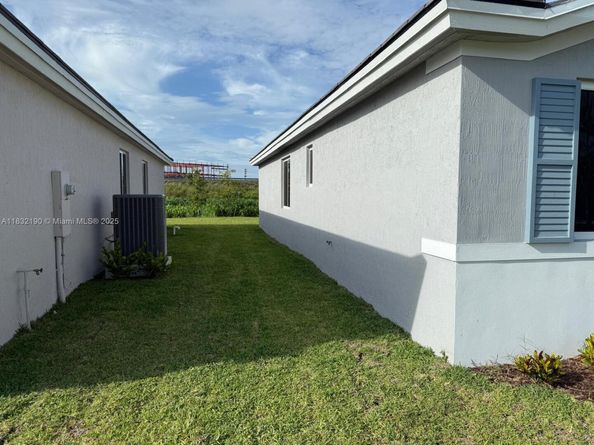 1838 NE 1st St, Homestead FL 33033
