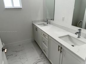 1838 NE 1st St, Homestead FL 33033