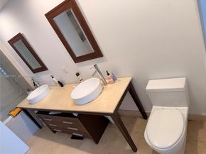 465 Brickell Ave 2906, Miami FL 33131