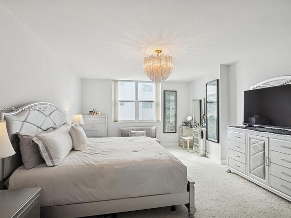 5001 Collins Ave 5G, Miami Beach FL 33140