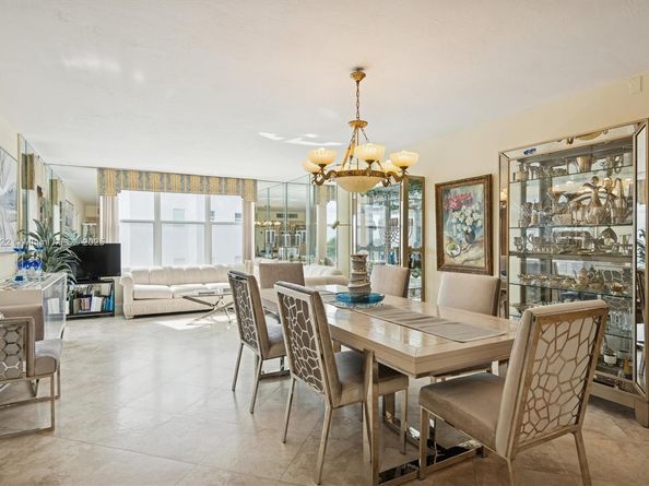 5001 Collins Ave 5G, Miami Beach FL 33140