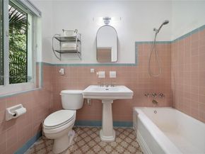 124 NE 96th St, Miami Shores FL 33138