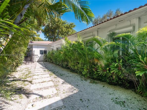 124 NE 96th St, Miami Shores FL 33138