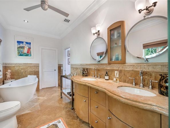 124 NE 96th St, Miami Shores FL 33138