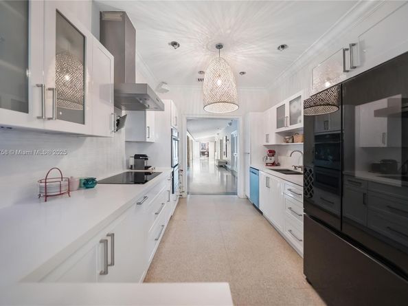 124 NE 96th St, Miami Shores FL 33138