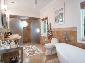 124 NE 96th St, Miami Shores FL 33138