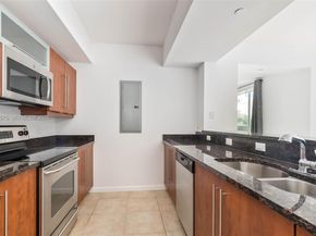 7355 SW 89th St 502N, Miami FL 33156