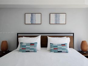 485 Brickell Ave 3208, Miami FL 33131