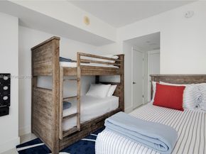 485 Brickell Ave 3208, Miami FL 33131