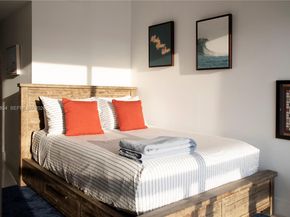 485 Brickell Ave 3208, Miami FL 33131