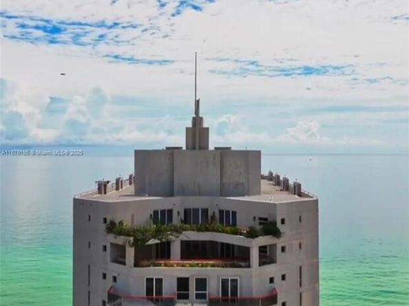 6767 Collins Ave 401, Miami Beach FL 33141