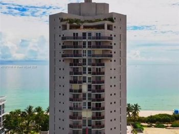 6767 Collins Ave
