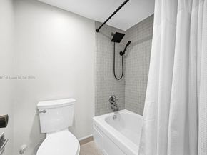 4020 N Hills Dr 2, Hollywood FL 33021