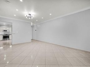 4020 N Hills Dr 2, Hollywood FL 33021