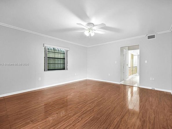 4020 N Hills Dr 2, Hollywood FL 33021