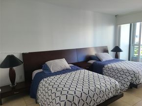 21055 Yacht Club Dr 1602, Aventura FL 33180