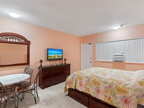 26 Diplomat Pkwy 2356, Hallandale Beach FL 33009