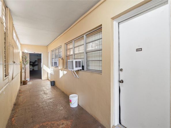 26 Diplomat Pkwy 2356, Hallandale Beach FL 33009