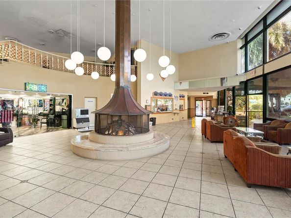 26 Diplomat Pkwy 2356, Hallandale Beach FL 33009