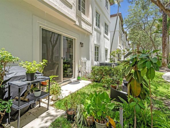 12430 SW 50th St 109, Miramar FL 33027