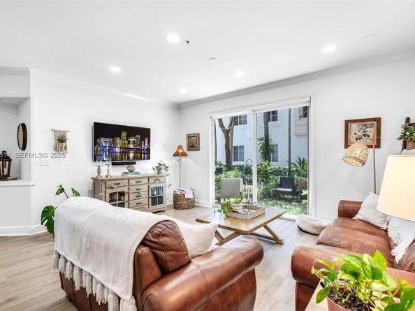 12430 SW 50th St 109, Miramar FL 33027