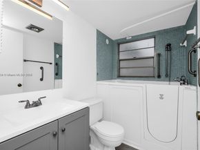 257 Fanshaw G 257, Boca Raton FL 33434