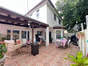 13249 NW 9th Ln, Miami FL 33182