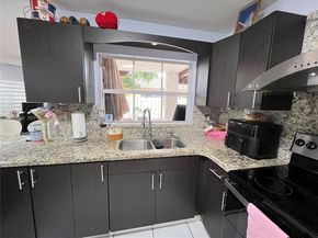 13249 NW 9th Ln, Miami FL 33182