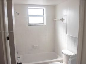 2145 Pierce St 305, Hollywood FL 33020