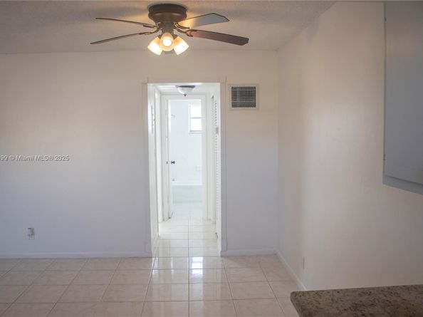 2145 Pierce St 305, Hollywood FL 33020