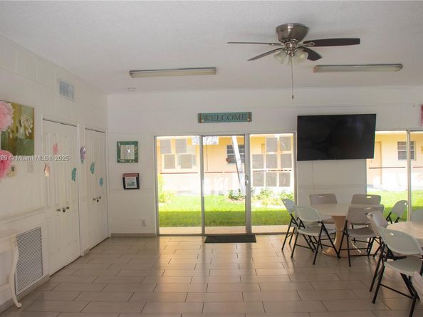 2145 Pierce St 305, Hollywood FL 33020