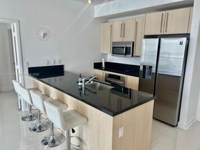 1111 SW 1st Ave 3223, Miami FL 33130